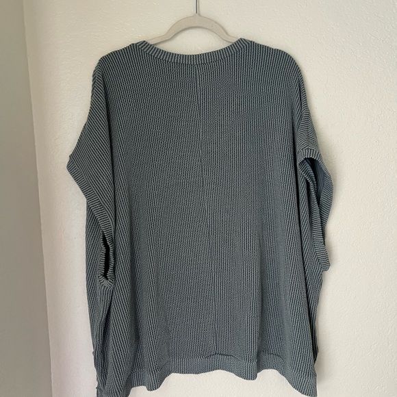 Three Bird Nest Blue Knit Top - Picture 5 of 6